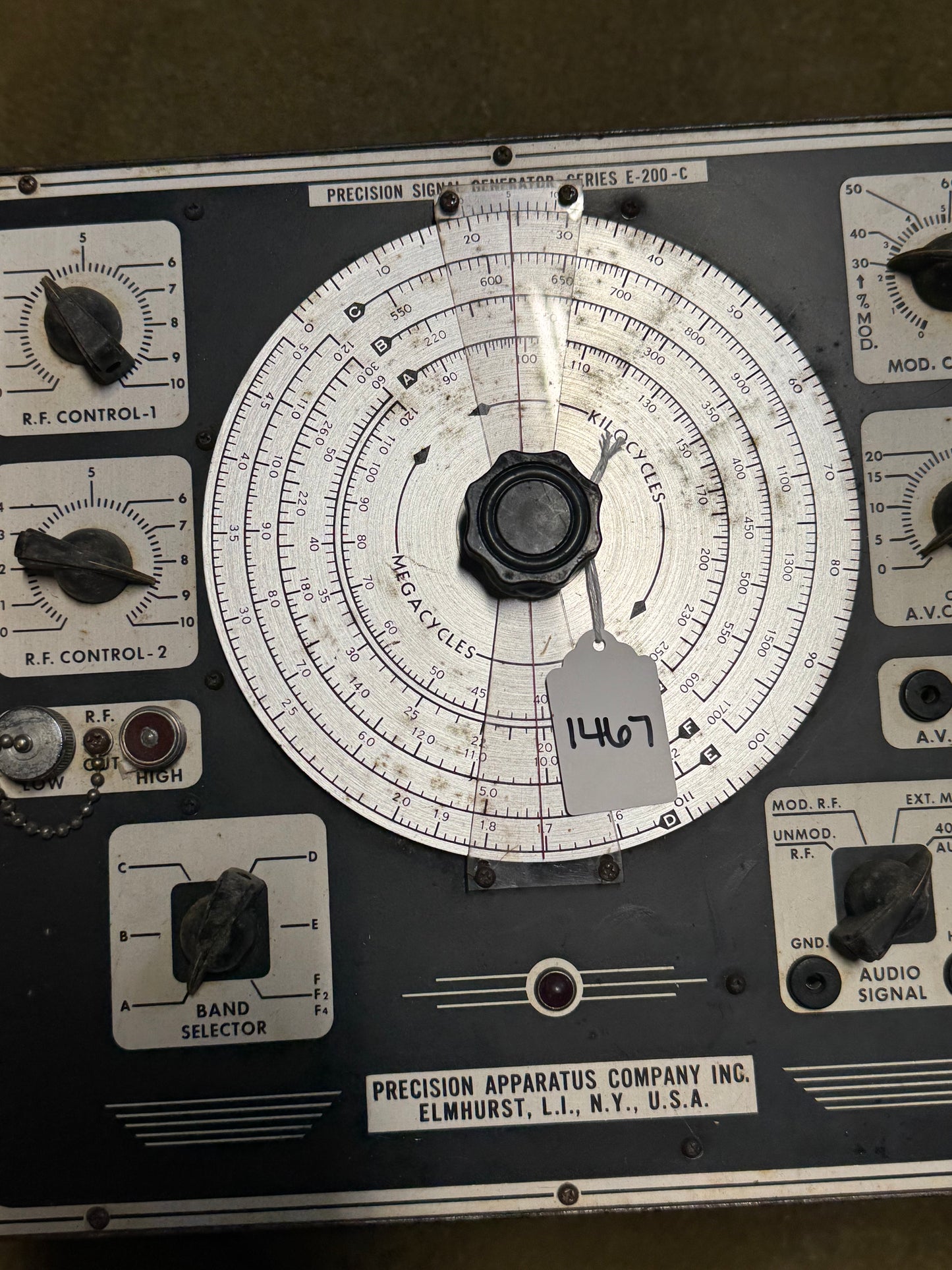 Vintage Precision Apparatus Company E-200-C Precision Signal Generator