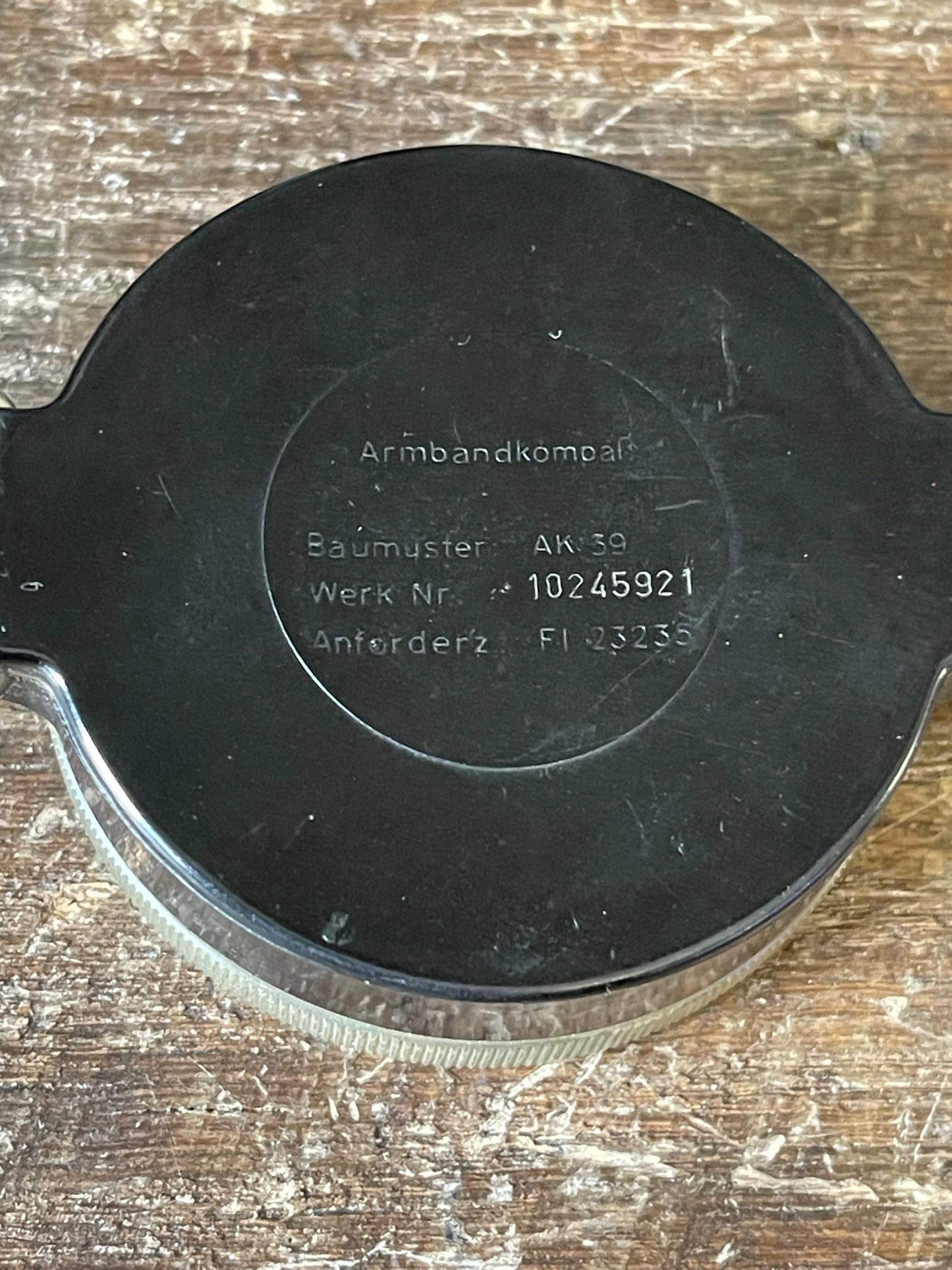Original WWII German Luftwaffe AK 39 Pilot’s Wrist Compass – Fl. 23235 with Leather Strap