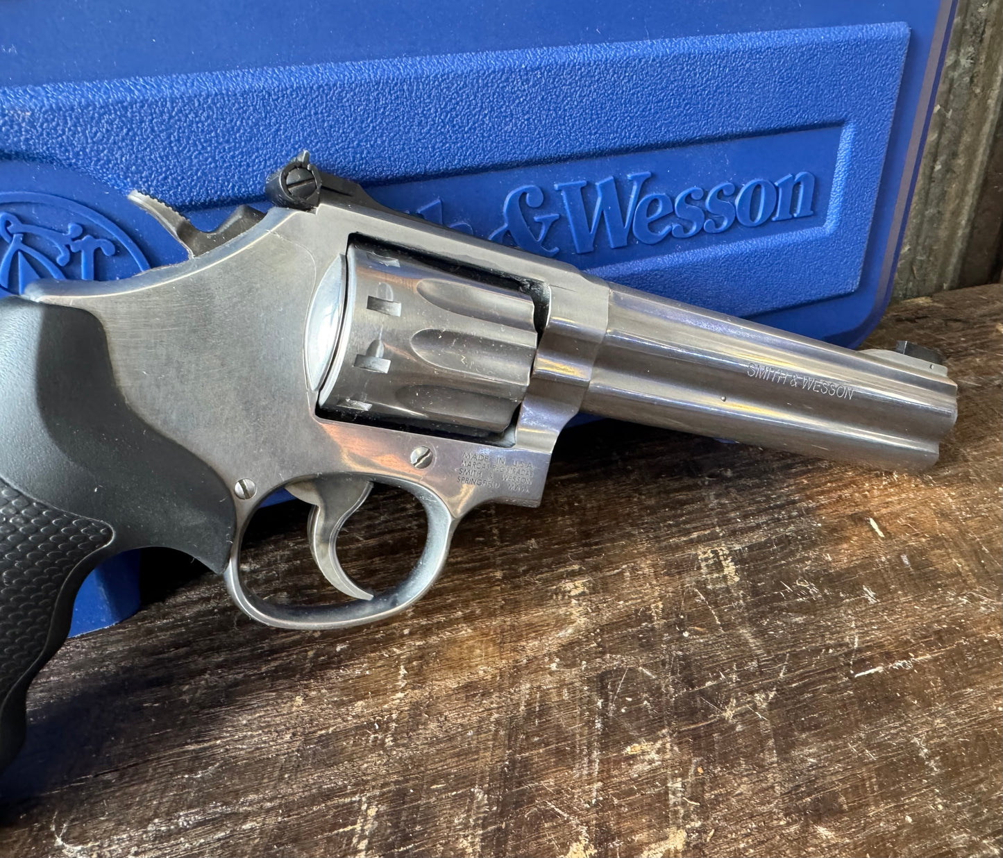 Smith & Wesson Model 617-6