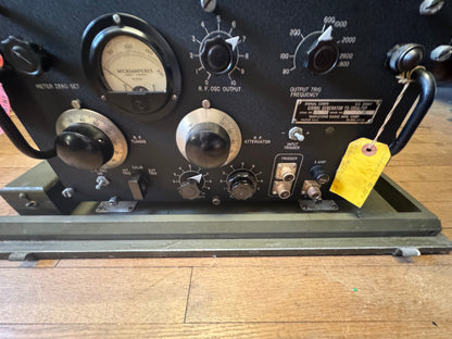 WWII U.S. Army Signal Corps TS-155A/UP Signal Generator