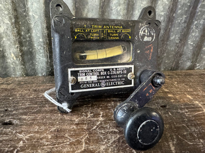 WWII U.S. Army Air Forces C-226/APS-10 Aircraft Radar Antenna Trim Control Box