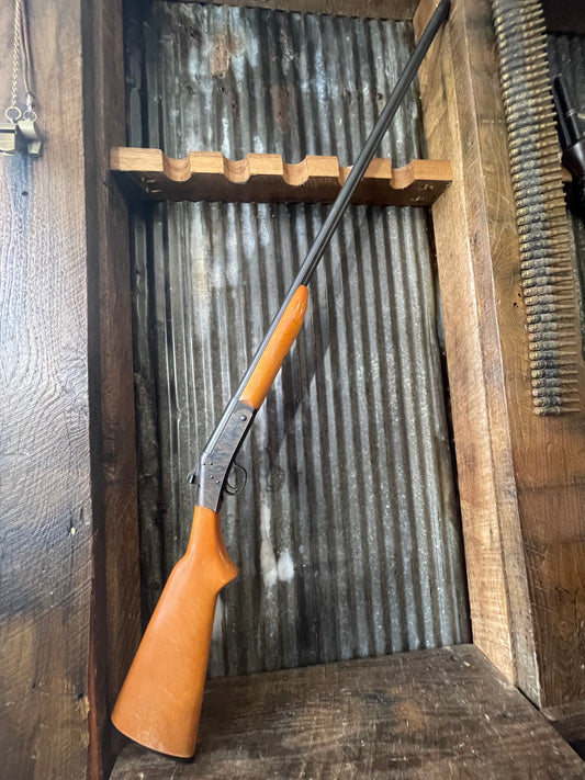Harrington & Richardson Single Shot Break-Action Shotgun – 12 Gauge 36”