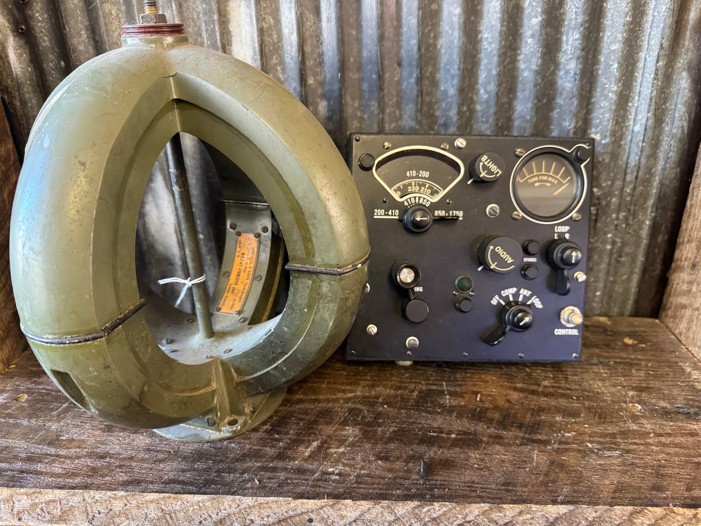 Original WWII U.S. Army Air Corps Radio Direction Finding (RDF) setup, used in aircraft for navigation and signal tracking.