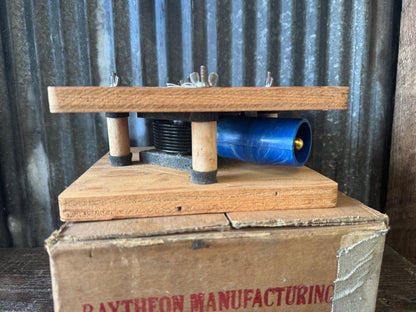 WWII Raytheon Vacuum Tube Display / Experimental Tube Assembly w/ Original Raytheon Box