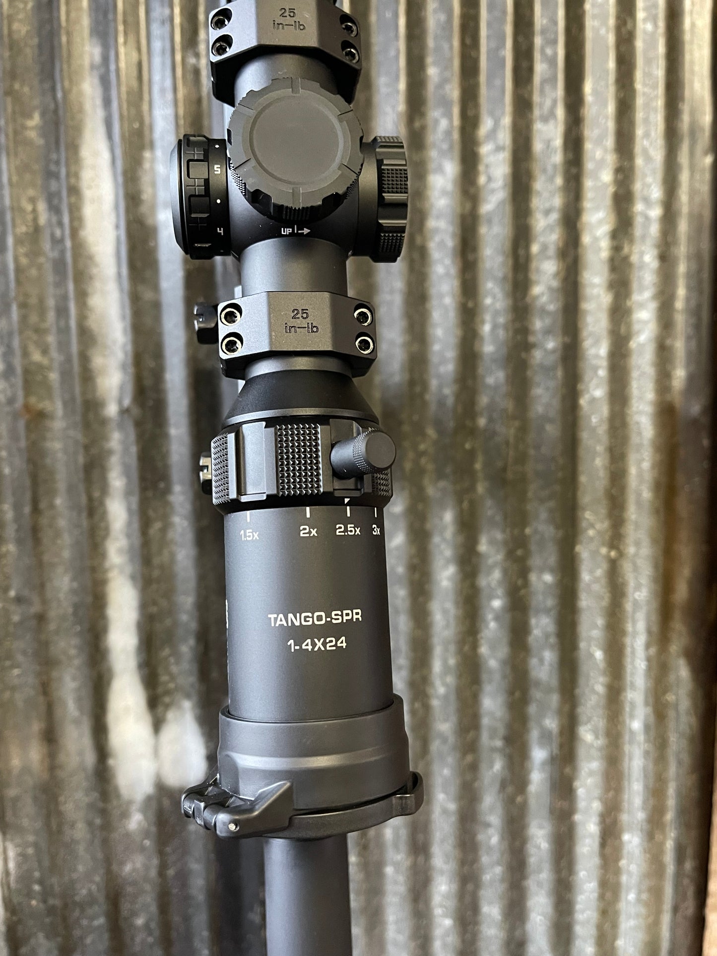 Smith & Wesson M&P15 Rifle w/ Sig Sauer Tango-SPR 1-4x24 Scope – Like New