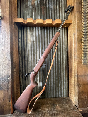 Remington 513T Matchmaster .22 LR Bolt Action Rifle – Redfield Target Sight