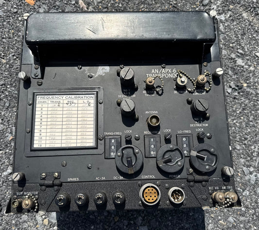 WWII-era U.S. Navy AN/APX-6 Transponder, marked RT-82/APX-6