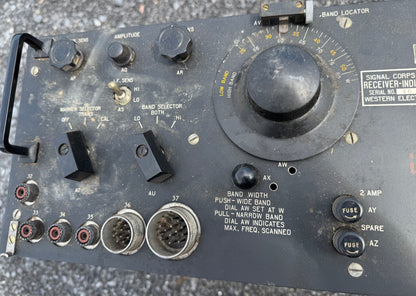 WWII U.S. Army Signal Corps R-102/ARQ-9 Receiver-Indicator – Western Electric – Rare Airborne Radio Component