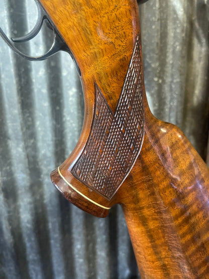 Weatherby Mark V Deluxe 6.5-300 Weatherby Magnum – 26” Barrel – Leupold Vari-X III 3.5-10x Scope – Japanese Made