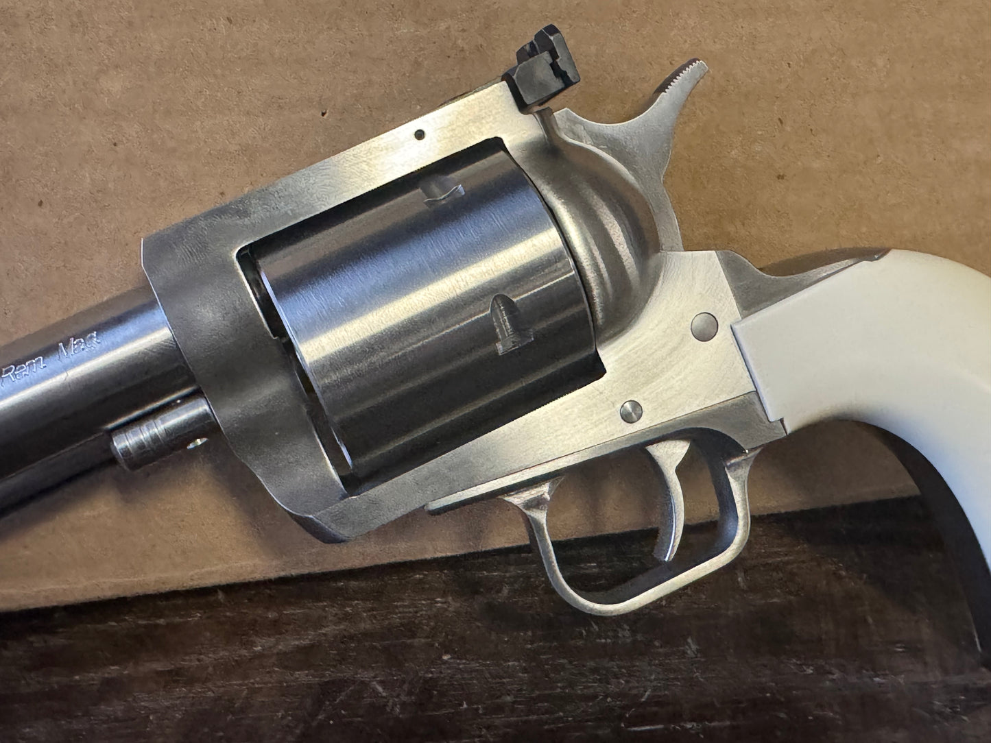 MAGNUM RESEARCH BFR .44 MAGNUM LNIB