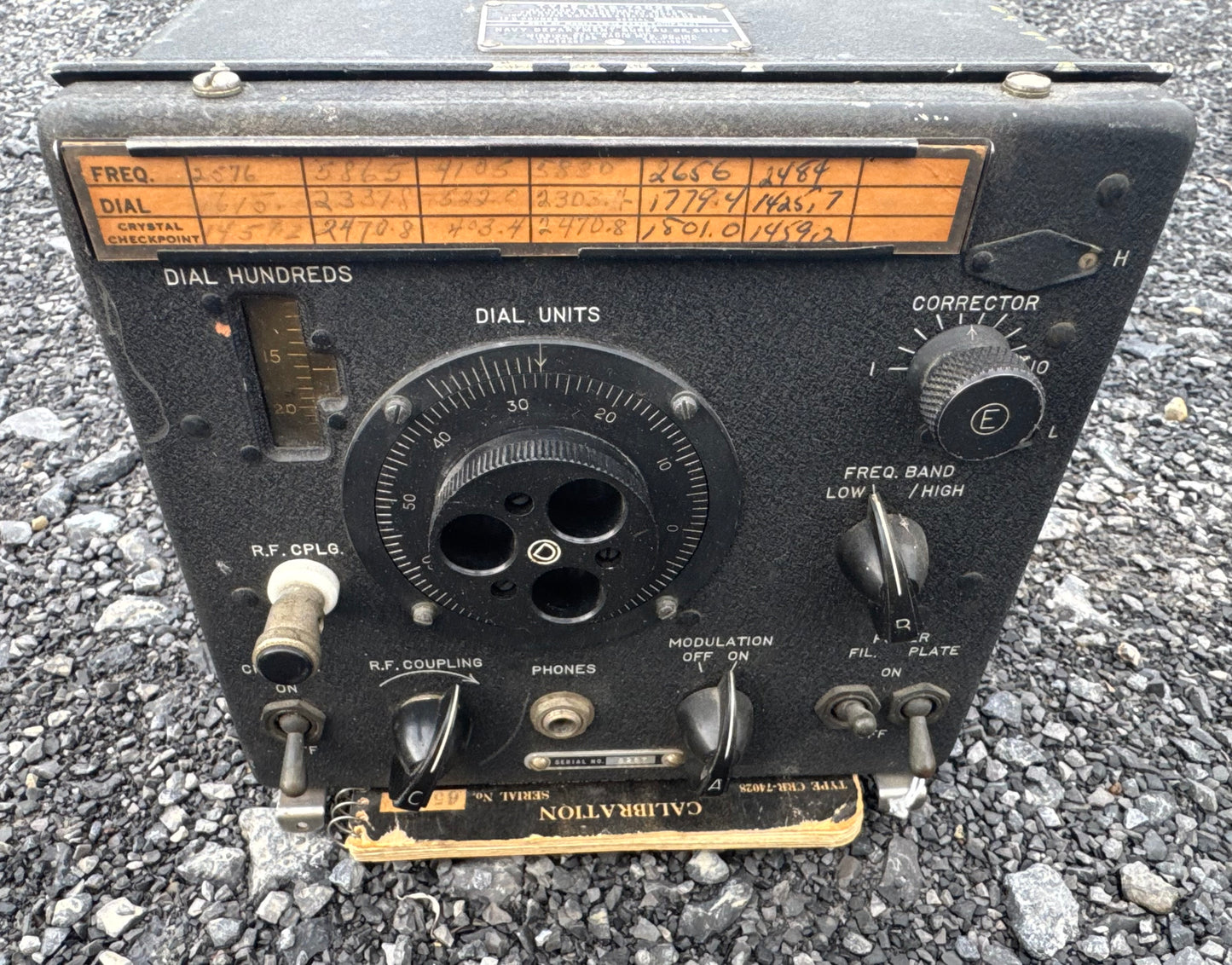 WWII U.S. Navy Type CKB-74028 Heterodyne Frequency Meter w/ Calibration Book