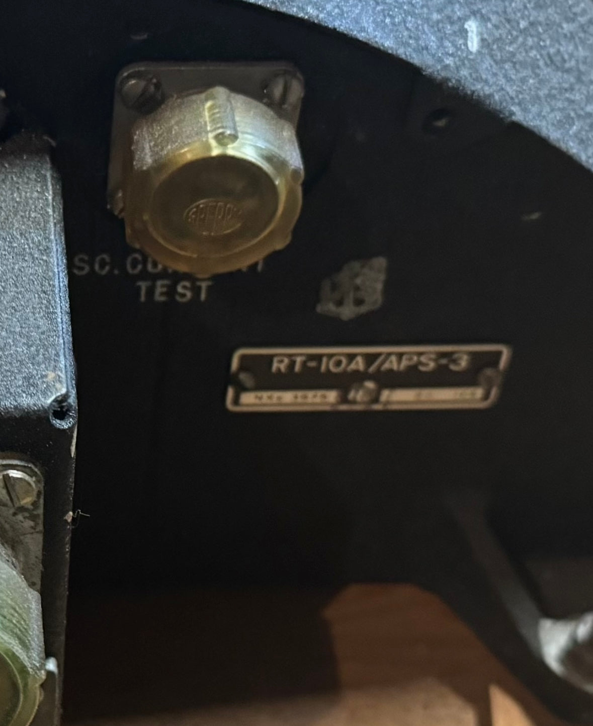 WWII U.S. Navy RT-10A/APS-3 Radar Receiver/Transmitter Unit