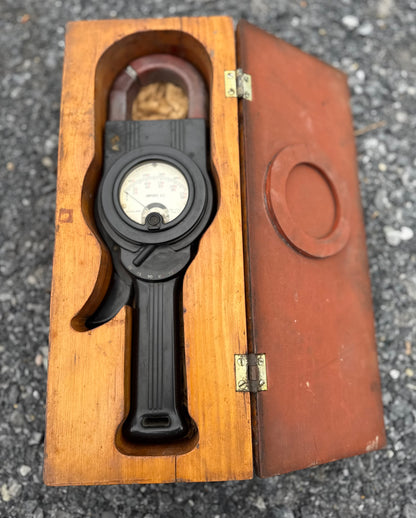 Vintage Weston Model 633 Prong Ammeter w/ Original Wood Case