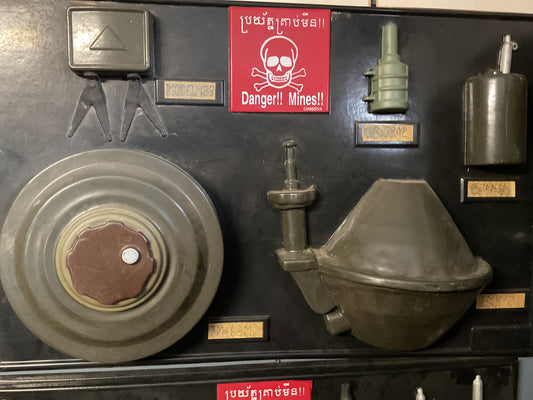 U.S. Military Mine Training Board (e)