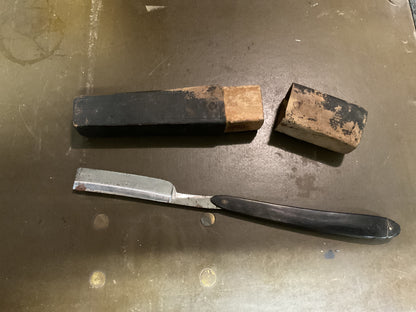 WWII Barber Straight Razor
