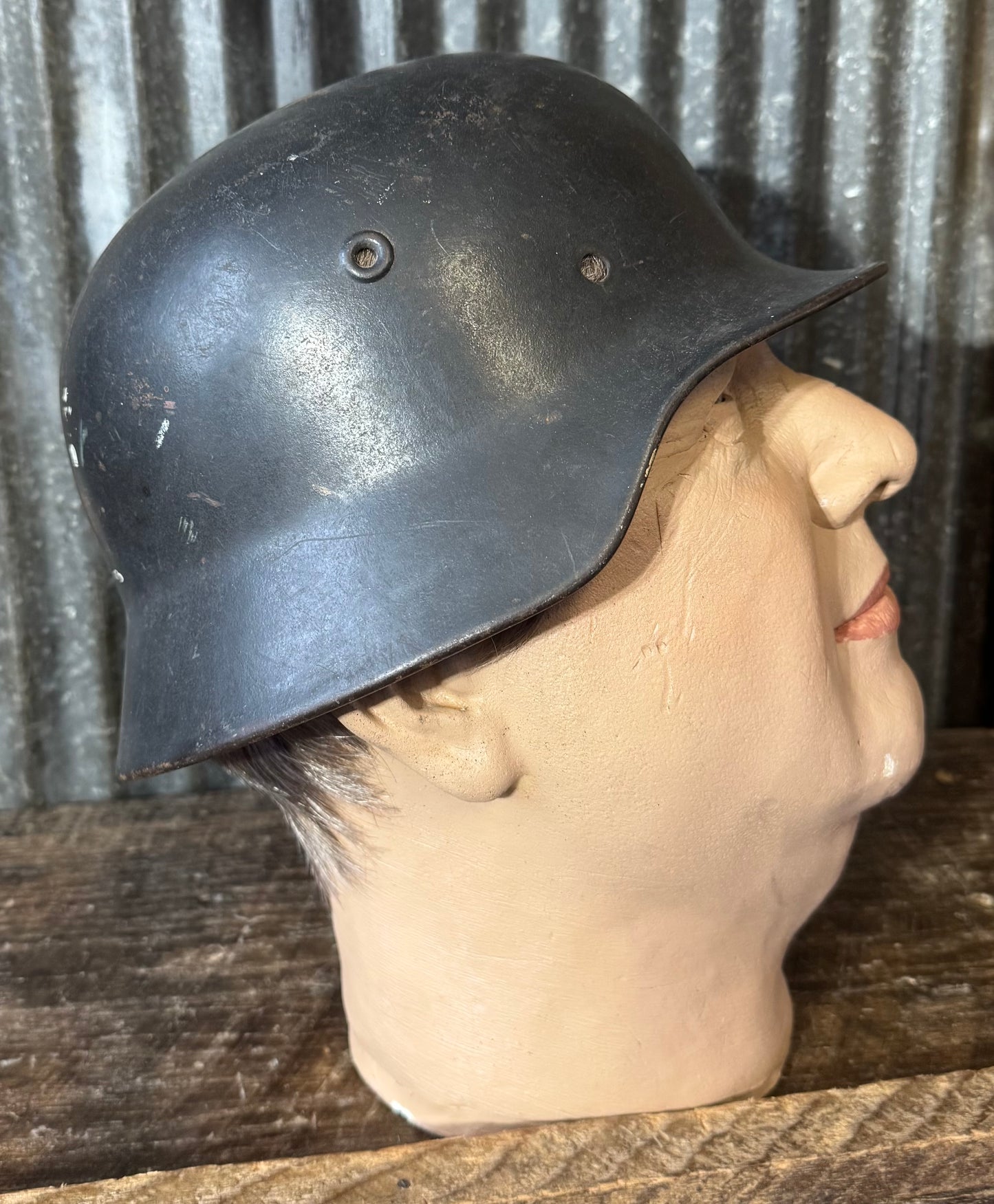 Original WWII German Luftwaffe M40 Single Decal Helmet Shell – Untouched Combat Relic