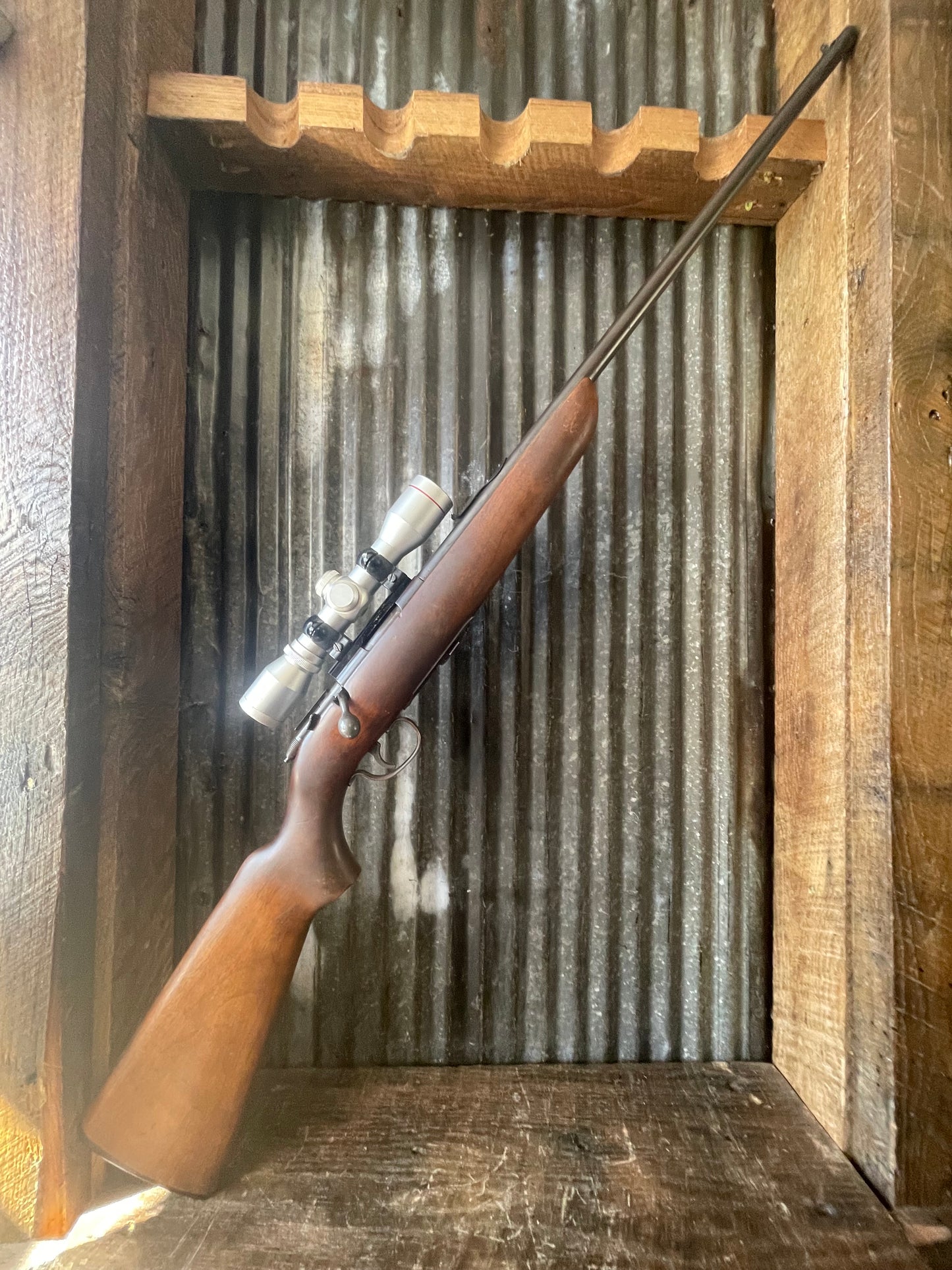 Remington 511 Scoremaster .22 Bolt Action Rifle – Tube Fed – Classic American Rimfire