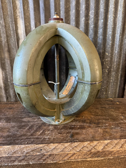 Original WWII U.S. Army Air Corps Radio Direction Finding (RDF) setup, used in aircraft for navigation and signal tracking.