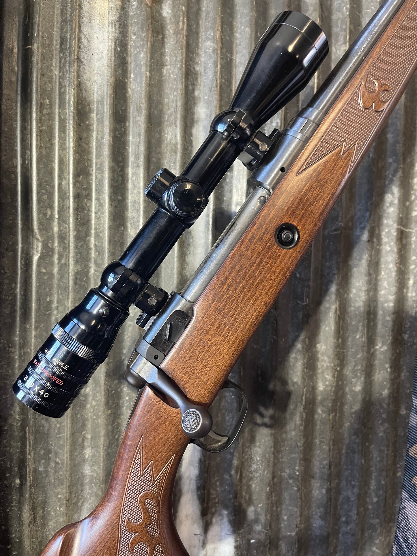 Savage Model 111 Bolt-Action Rifle – 7mm Remington Magnum – Kassnar 3-9x40 Scope
