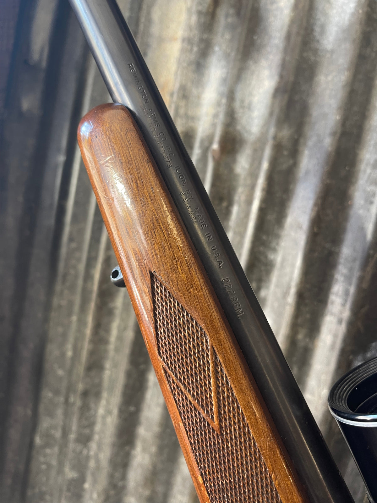Remington Model 700 ADL .222 Remington – Tasco 4-12x40 Scope