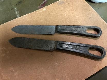 Early WWII dated 1941 LF&C Bakelite Handle Mess Kit Knives (2)