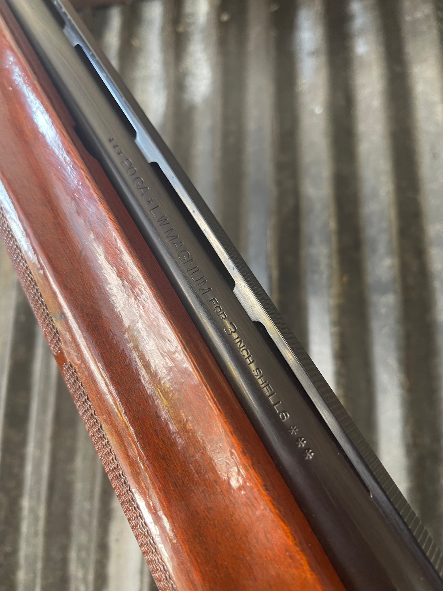 Remington 1100 LW 20 Gauge Magnum – Semi Auto – Full Choke – Lightweight Model 28”