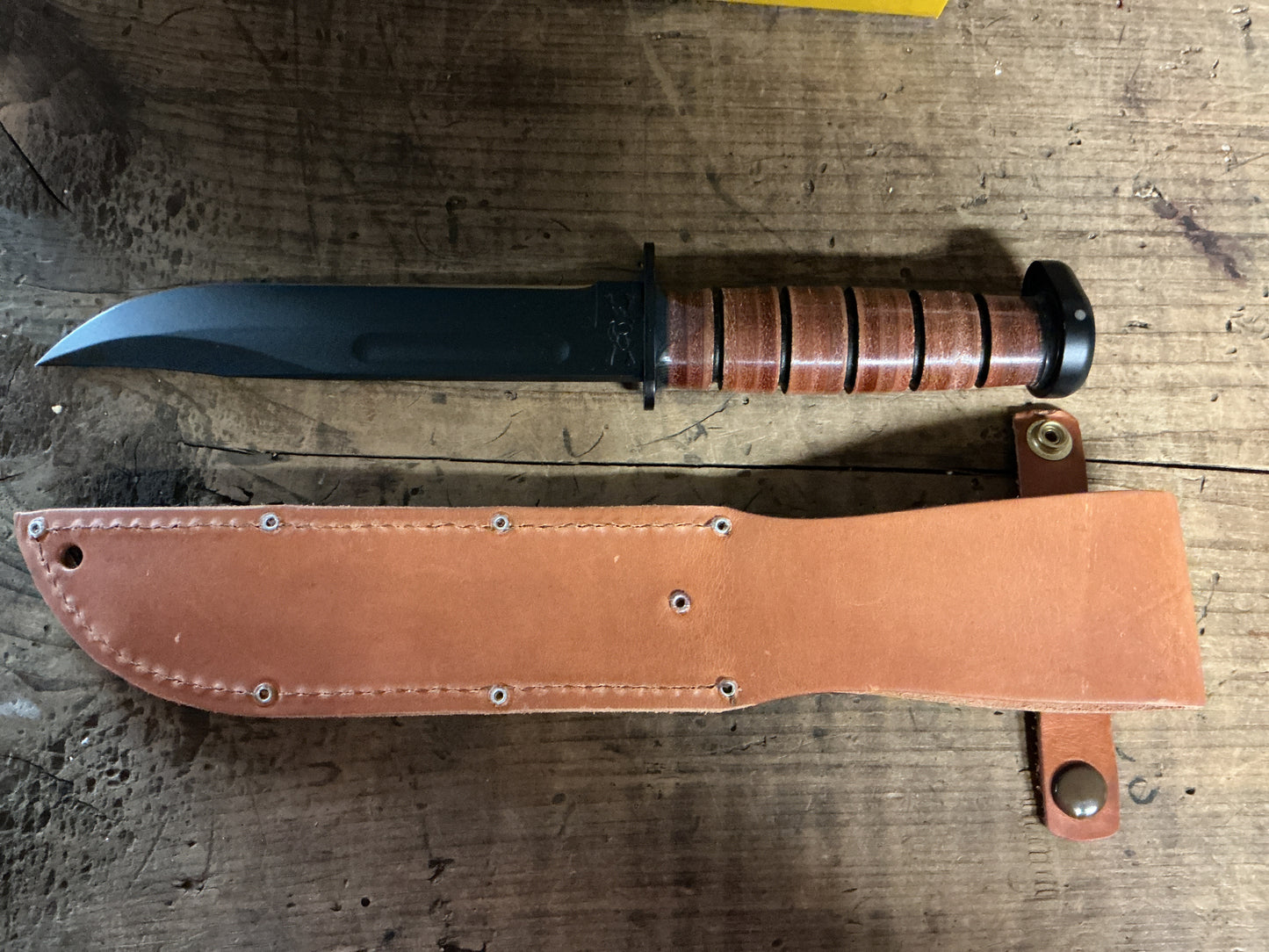 KA-BAR #1317 “Dog’s Head Fighting/Utility Knife”
