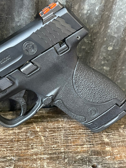 Smith & Wesson M&P Shield 9 Performance Center – 9mm – Fiber Optic Sights – 1 Magazine