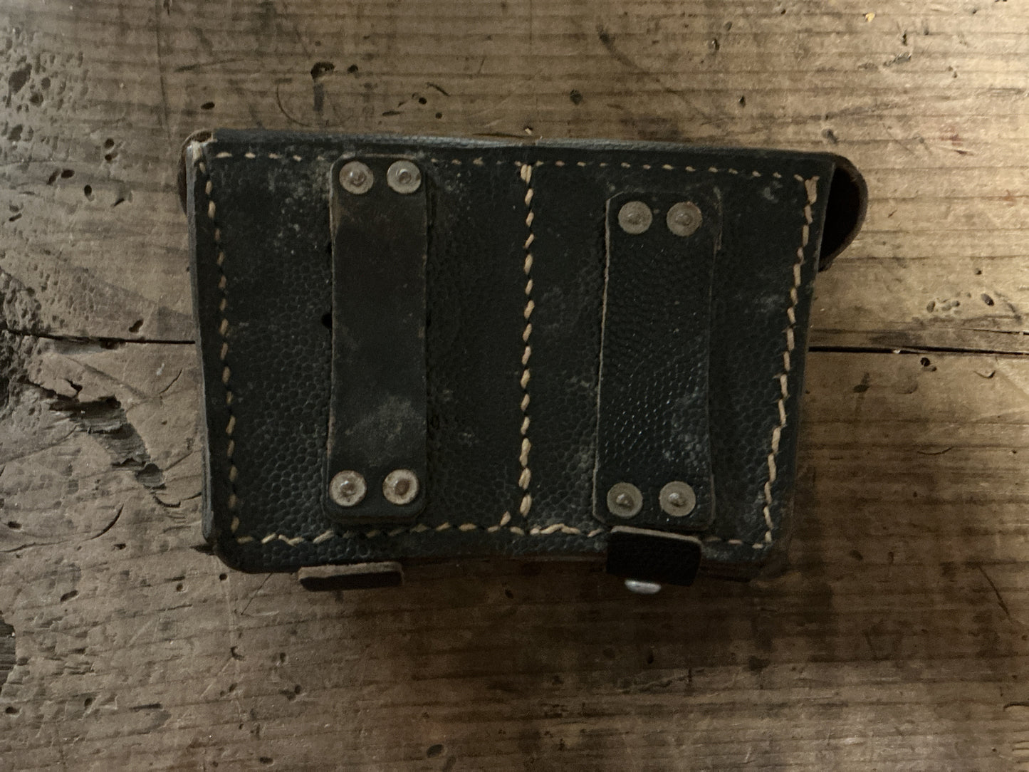 Original WWII German G43/K43 Black Leather Double Magazine Pouch