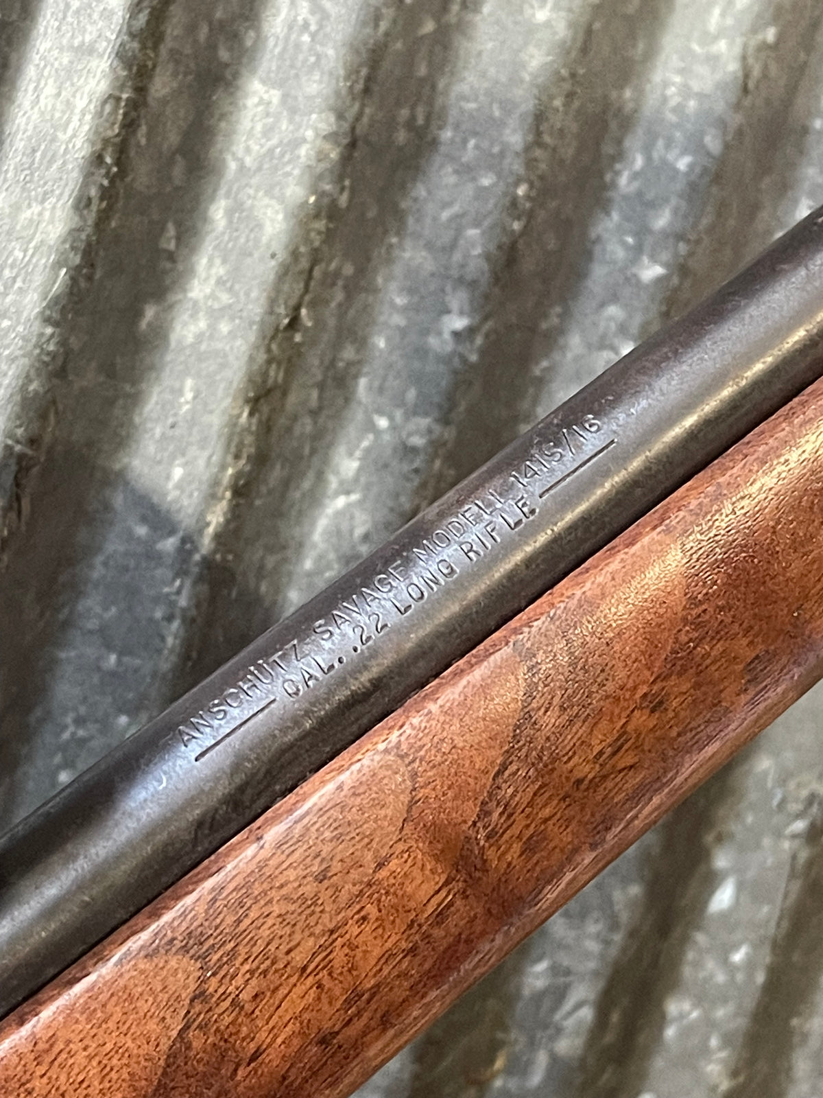 Savage-Anschutz Model 1415/16 .22 LR Bolt-Action Rifle – Leupold VX-1 3-9x40 Scope
