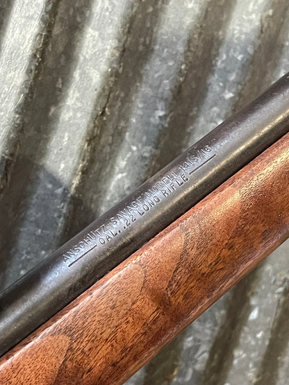 Savage-Anschutz Model 1415/16 .22 LR Bolt-Action Rifle – Leupold VX-1 3-9x40 Scope