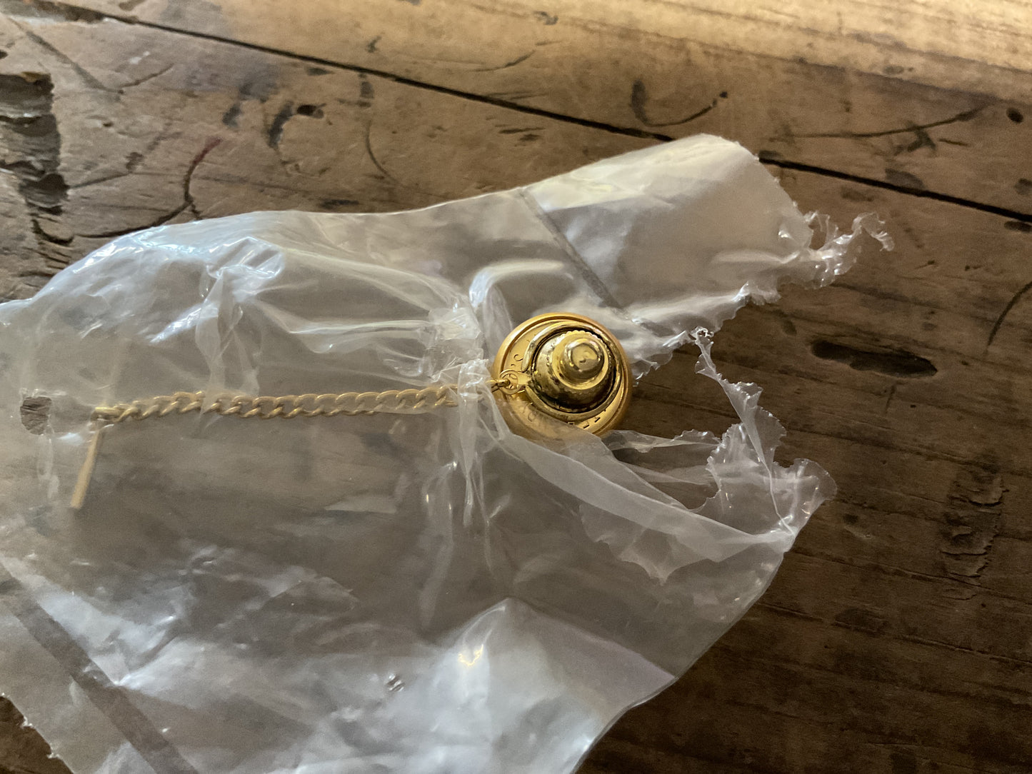 Vintage U.S. Immigration Service-Waterbury Co. Gold-Tone Tie Tack/Insignia-Waterbury CO’s Inc. Conn