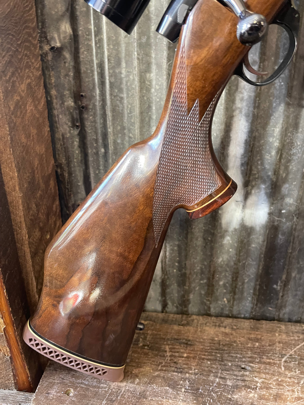 Weatherby Vanguard Made in Japan .270 Win – Leupold Vari-X III 4.5-14x40