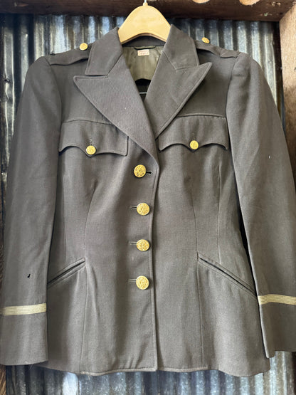 Documented WWII U.S. Army Nurse Corps Officer Uniform Grouping-Lt. Lillian Marie Shortley