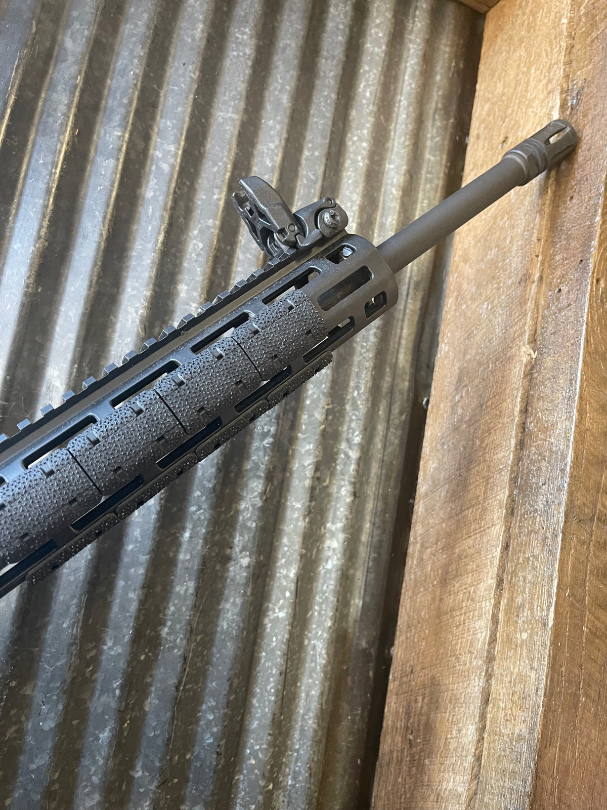 Smith & Wesson M&P15-22 .22 LR – Excellent Used Condition – Magpul Sights – Original Box