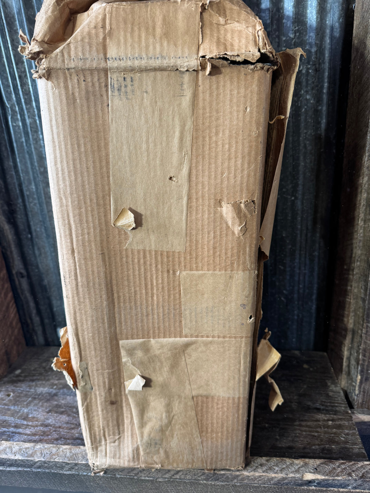 WWII U.S. Army Signal Corps R-9A/APN-4 Aircraft LORAN Receiver in Original Box
