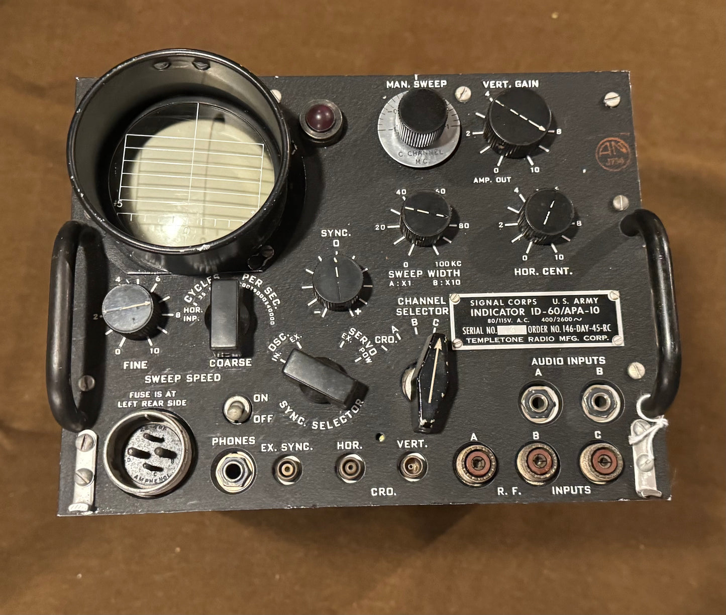 Original WWII-era U.S. Army Signal Corps Indicator ID-60/APA-10
