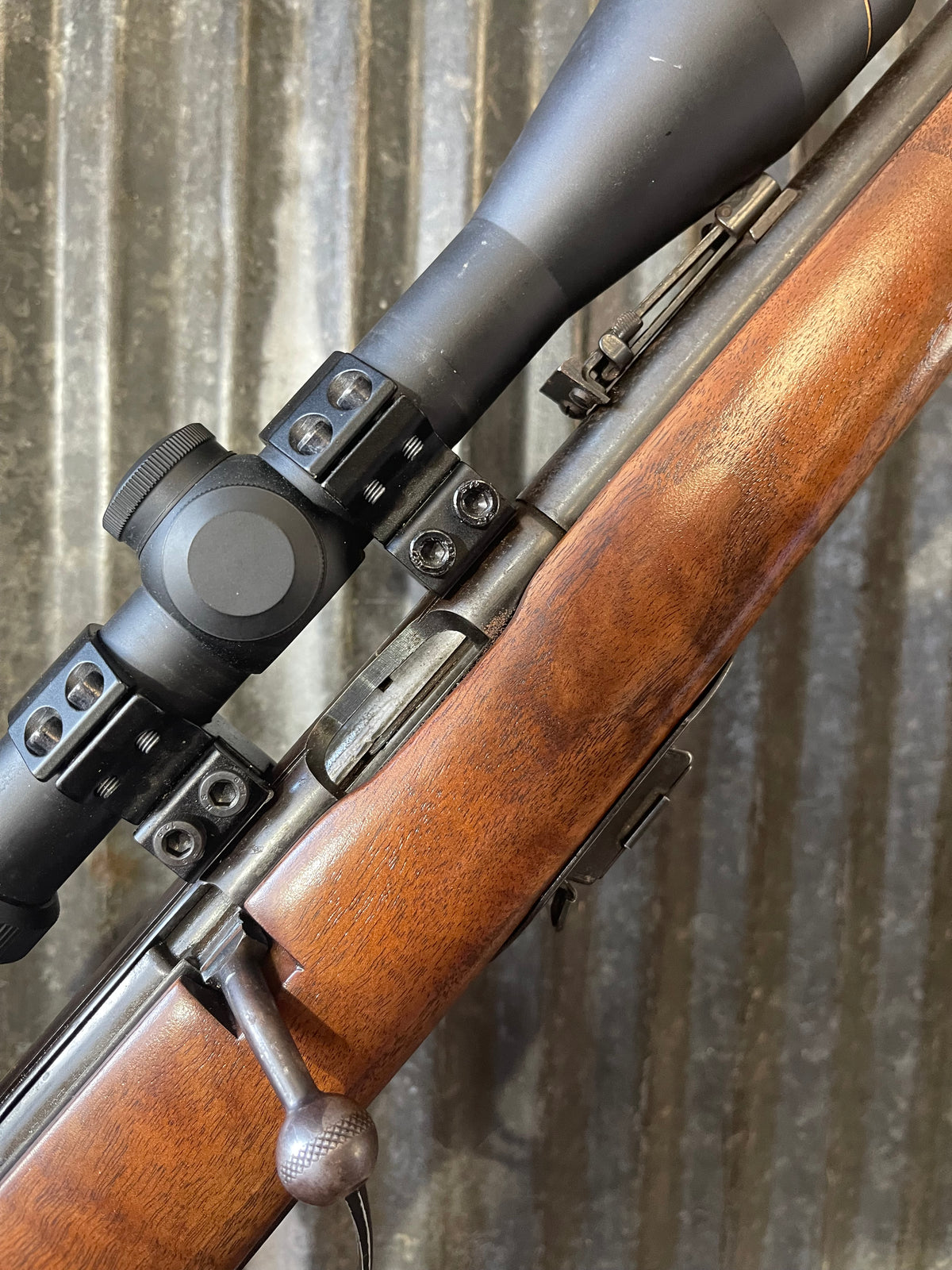 Savage-Anschutz Model 1415/16 .22 LR Bolt-Action Rifle – Leupold VX-1 3-9x40 Scope