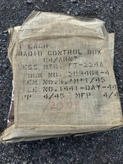 WWII U.S. Navy FT-224A Radio Control Box — NOS 1945 Box