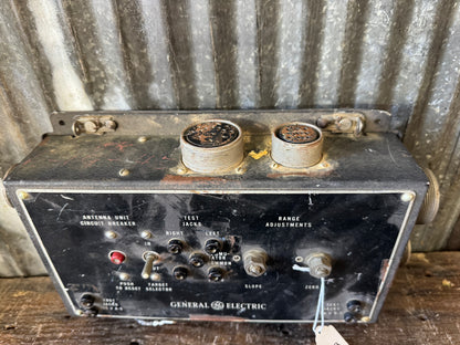 WWII U.S. Signal Corps Junction Box J-141/APG-15-B – General Electric