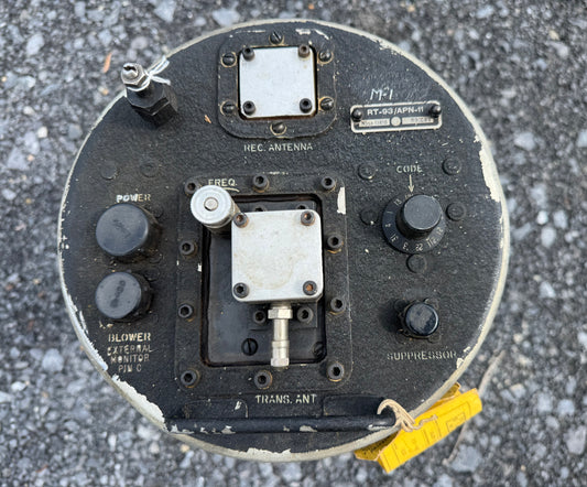 Cold War / Korean War Era RT-93/APN-11 Radar Transceiver Unit – U.S. Military Aircraft Radar Component