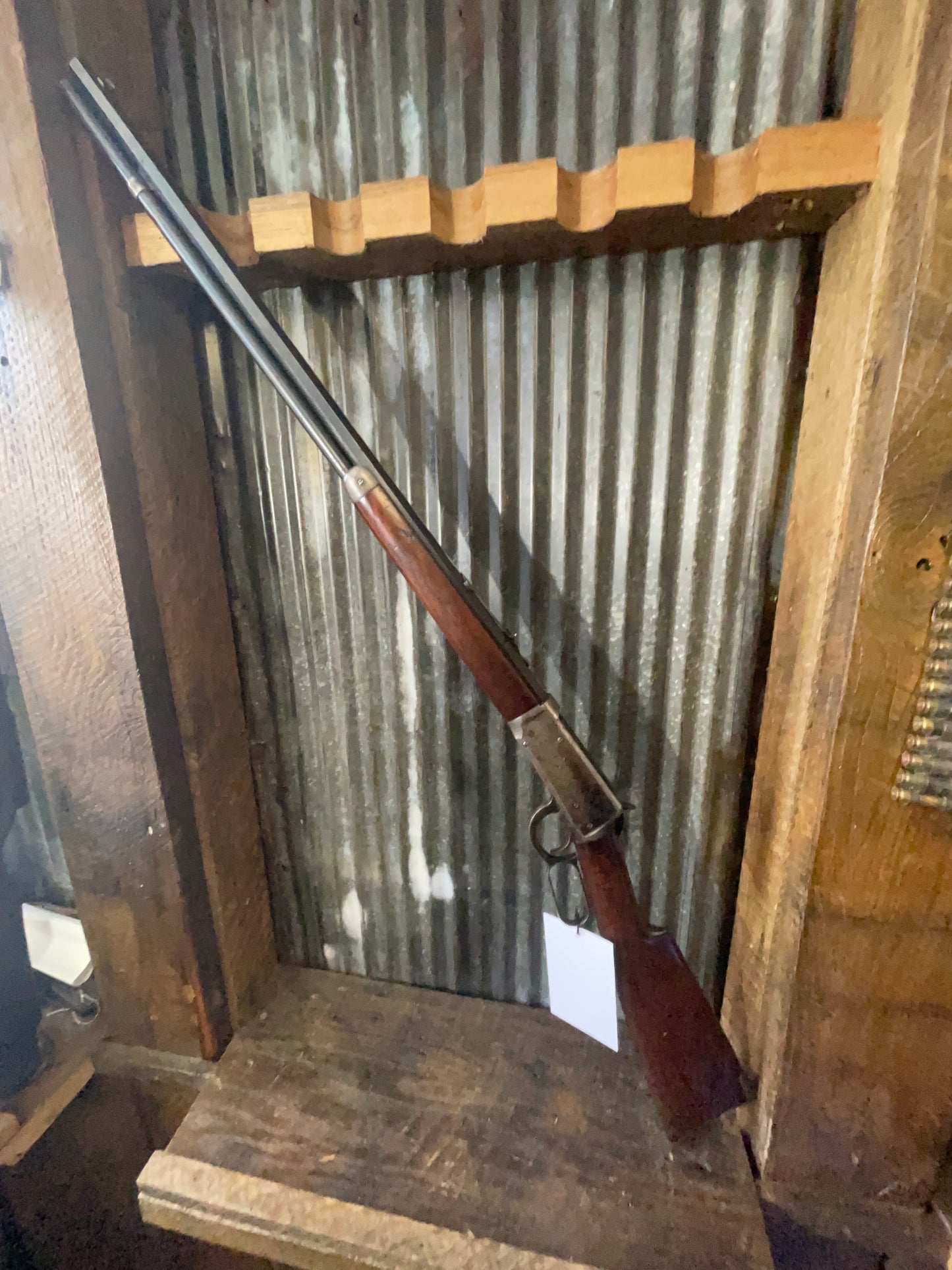 Winchester Model 1894 Lever Action Rifle – .32-40 WCF – Manufactured 1920