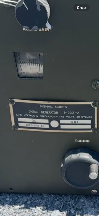WWII U.S. Signal Corps I-222-A Signal Generator — 1944