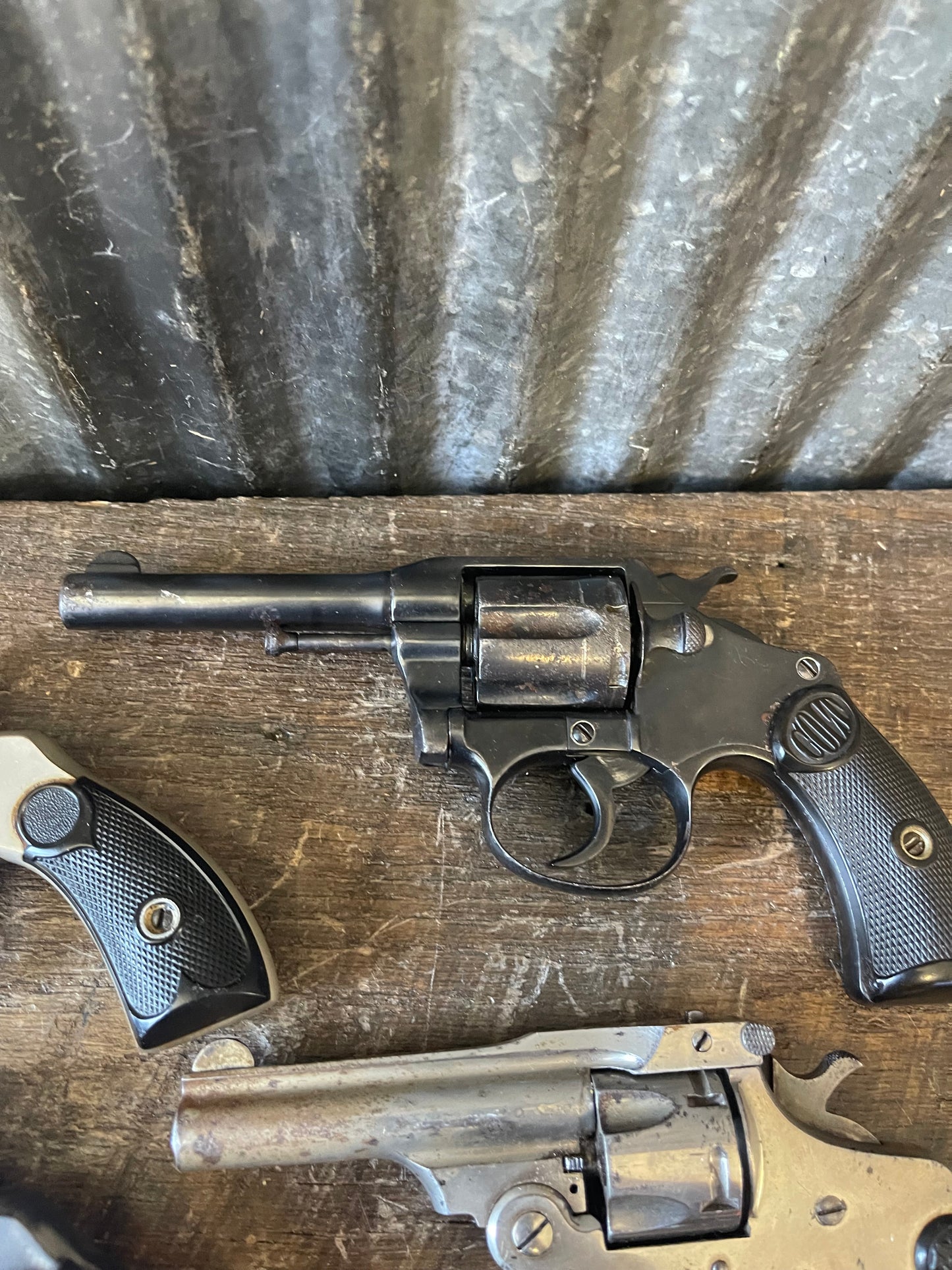 Antique Pocket Revolver Collection – Colt, Forehand & Wadsworth, H&R – .32 S&W