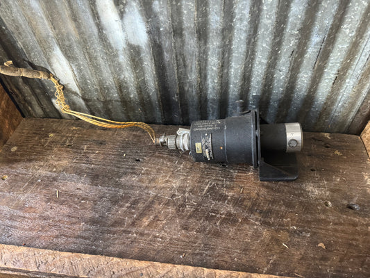 Bendix CM-5 Gyro Flux Gate Compass Caging Device Remote Control Unit