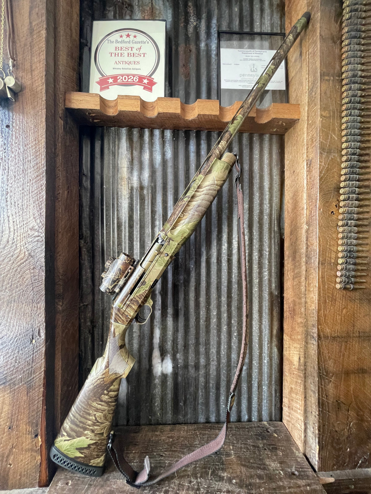 Benelli Super Black Eagle – 12 Gauge 3.5” Realtree Camo Turkey Gun w/ Red Dot