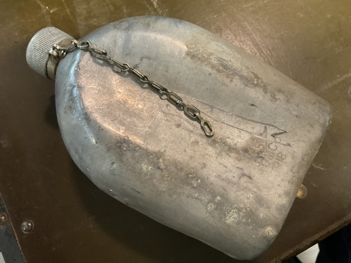 WWI 1918 Canteen no cover (f)