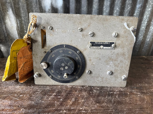 WWII TS-134/UPM-1 HF Wavemeter Dial Assembly
