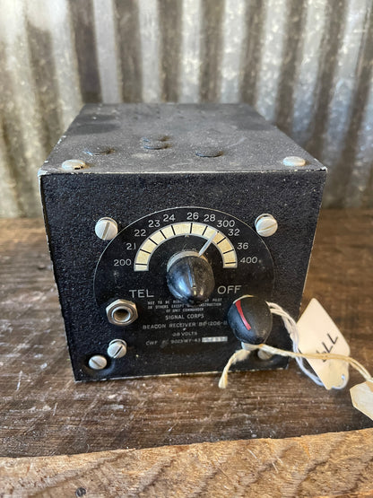 WWII U.S. Army Signal Corps Beacon Receiver BC-1206-B – Airborne Radio Navigation Receiver