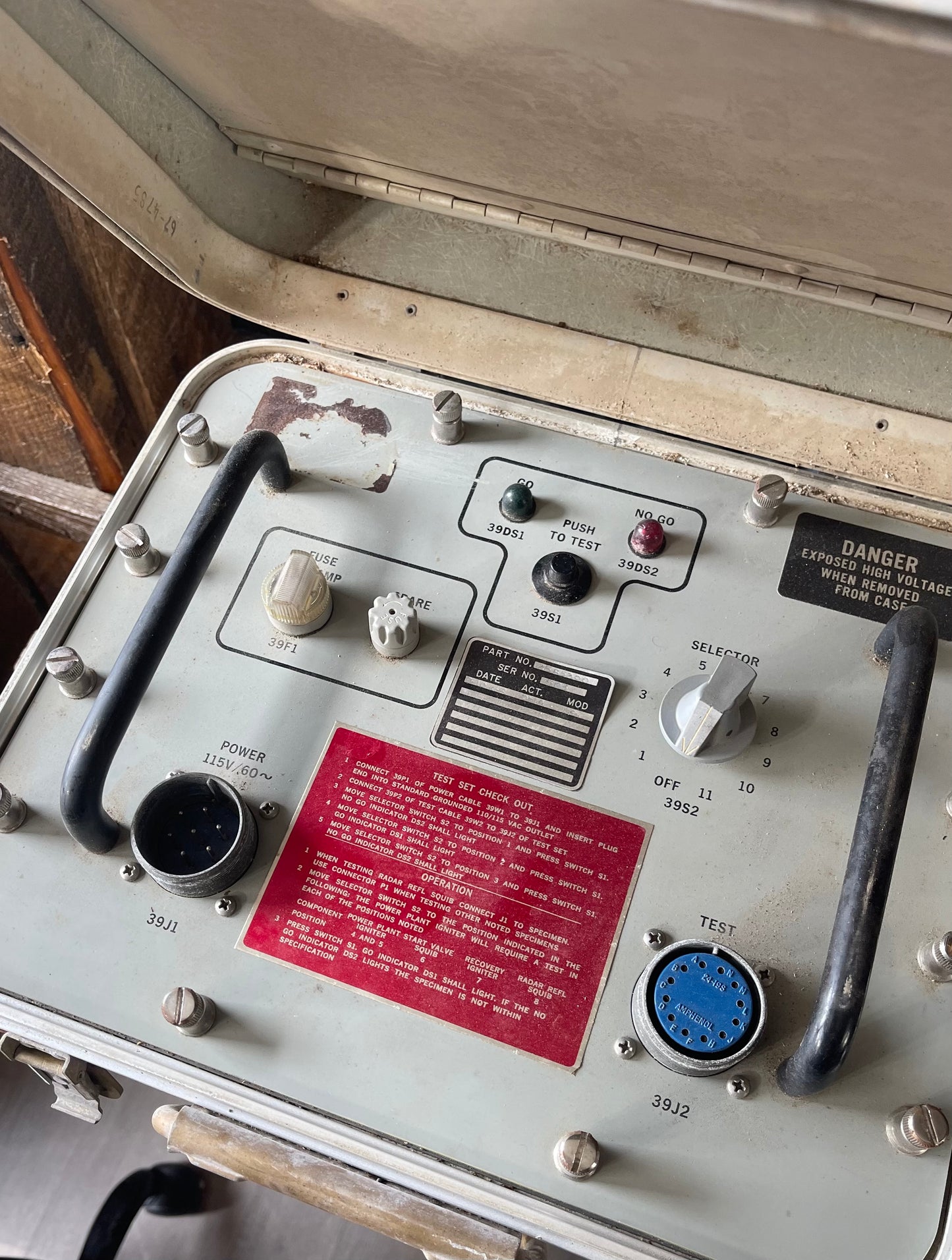 U.S. Navy Electro Explosive Device Test Set Mark 48 Mod 0 (1963) – Complete with Test Cables – Untested